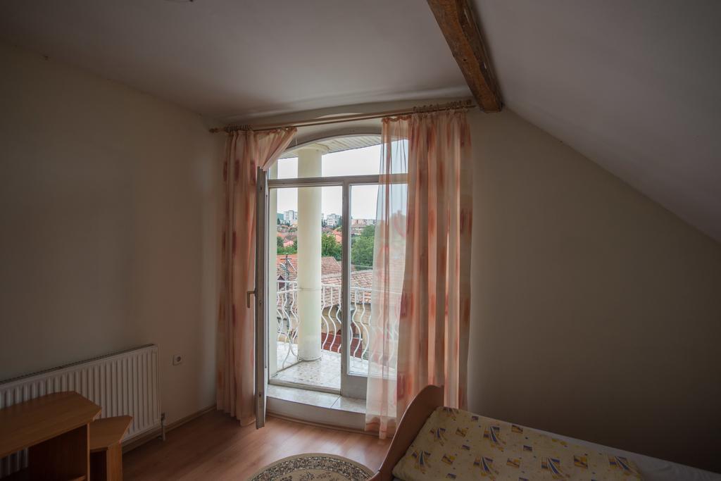 Beluci Panzio Hotell Odorheiu Secuiesc Exteriör bild